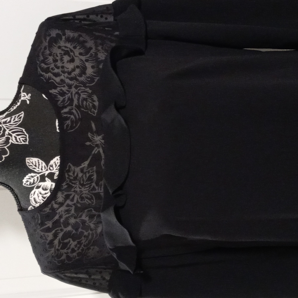 🆕️ 🖤LOFT🖤 - Black L/S Dress w/Sheer Polka Dot Ruffle Detail - Picture 9 of 16